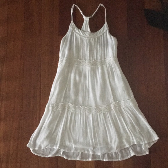 A white Hollister sun dress - Picture 1 of 3